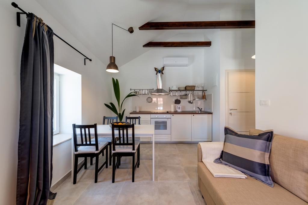 House Riva Apartment Supetar Exterior foto